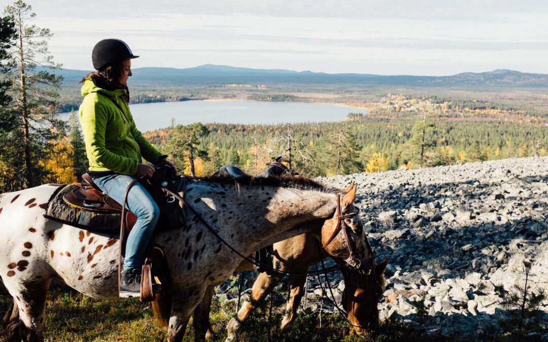 Small group horseback riding to Soutaja fell 2h