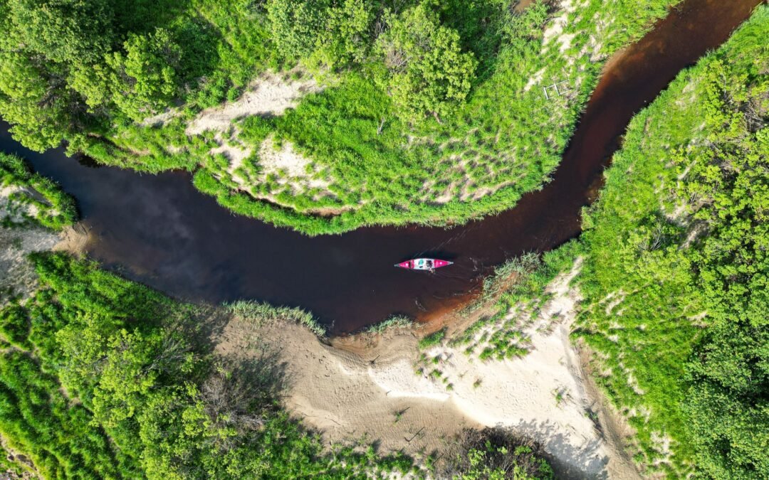 Descente d’une rivière en canoë depuis Rovaniemi