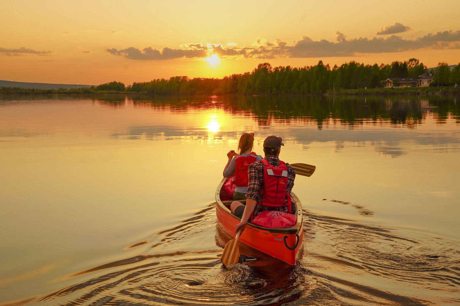 Canoe midnight sun Rovaniemi