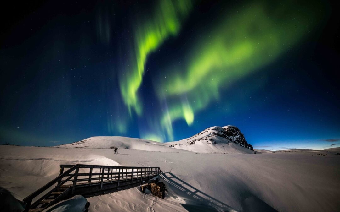 Private Northern Lights hunting photography tour in Levi