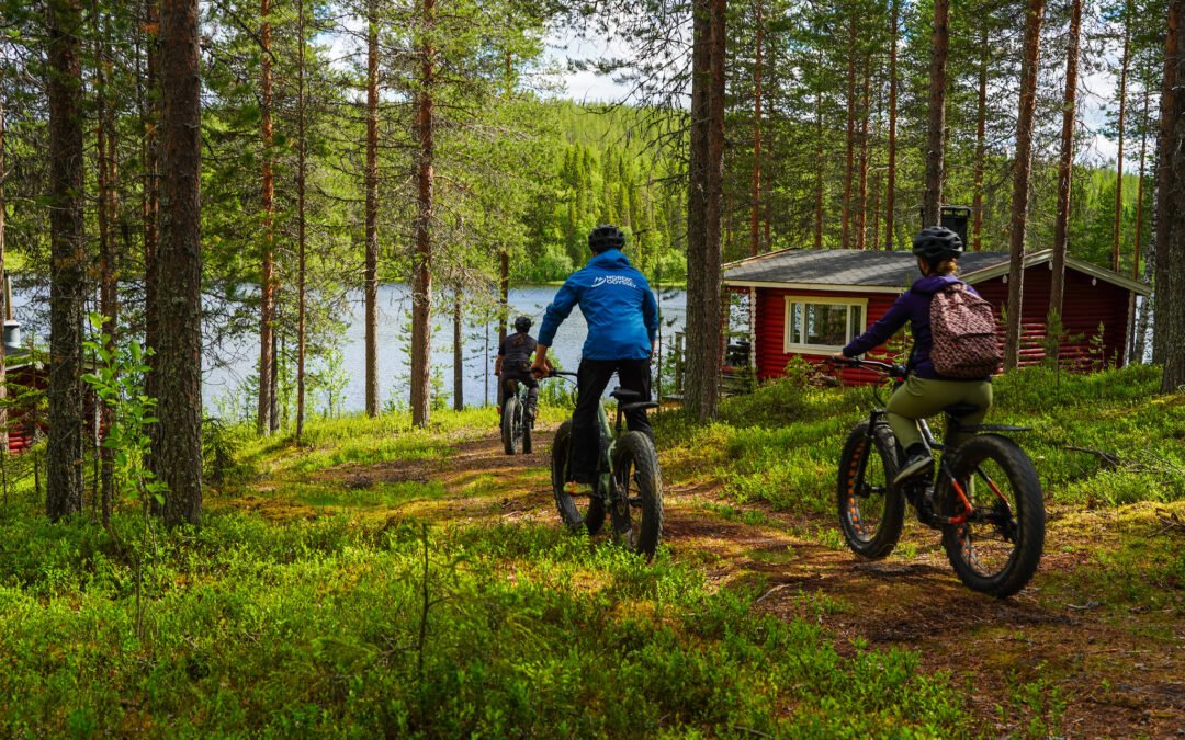 E-bike Trip to Wilderness Log Cabin & Sauna (2 Days)