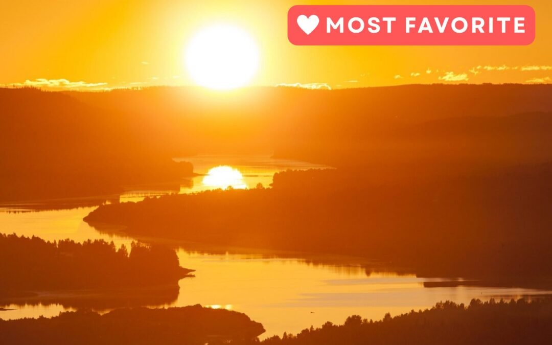 Arctic Wilderness Hike (Midnight Sun/Sunset)