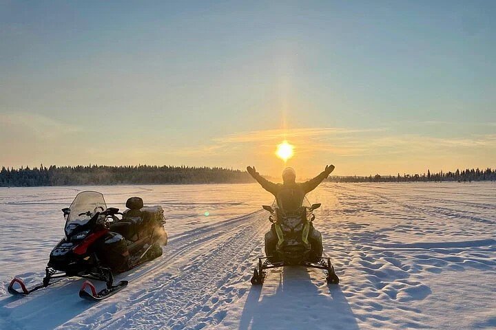 Snowmobile safari from Kiruna