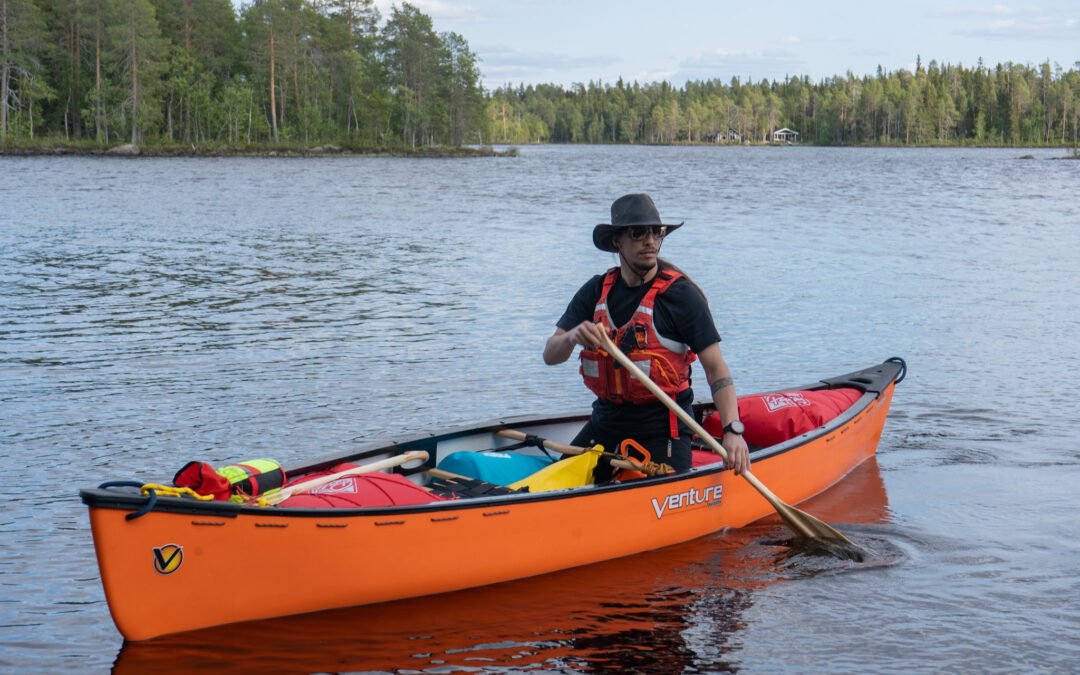 Canoe – Kayak down the Arctic Rivers (Multi-day Trips)