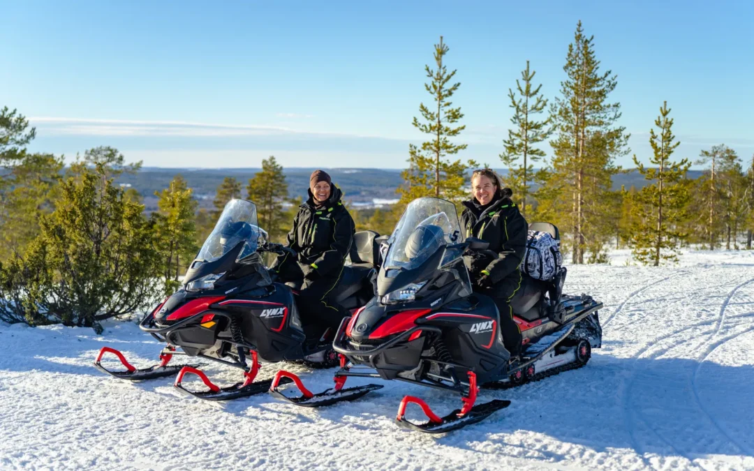 Excursion en motoneige & Visite de l’Arctic Snow Hotel