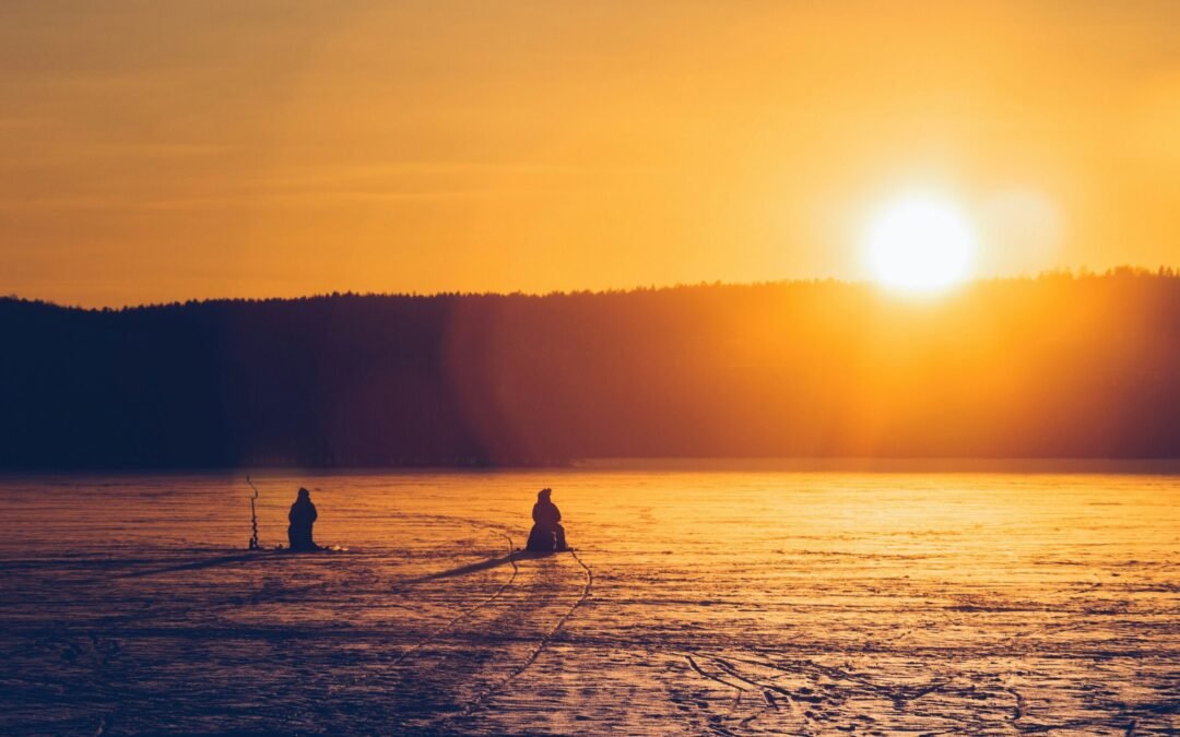 Excursion en motoneige et pêche sur glace