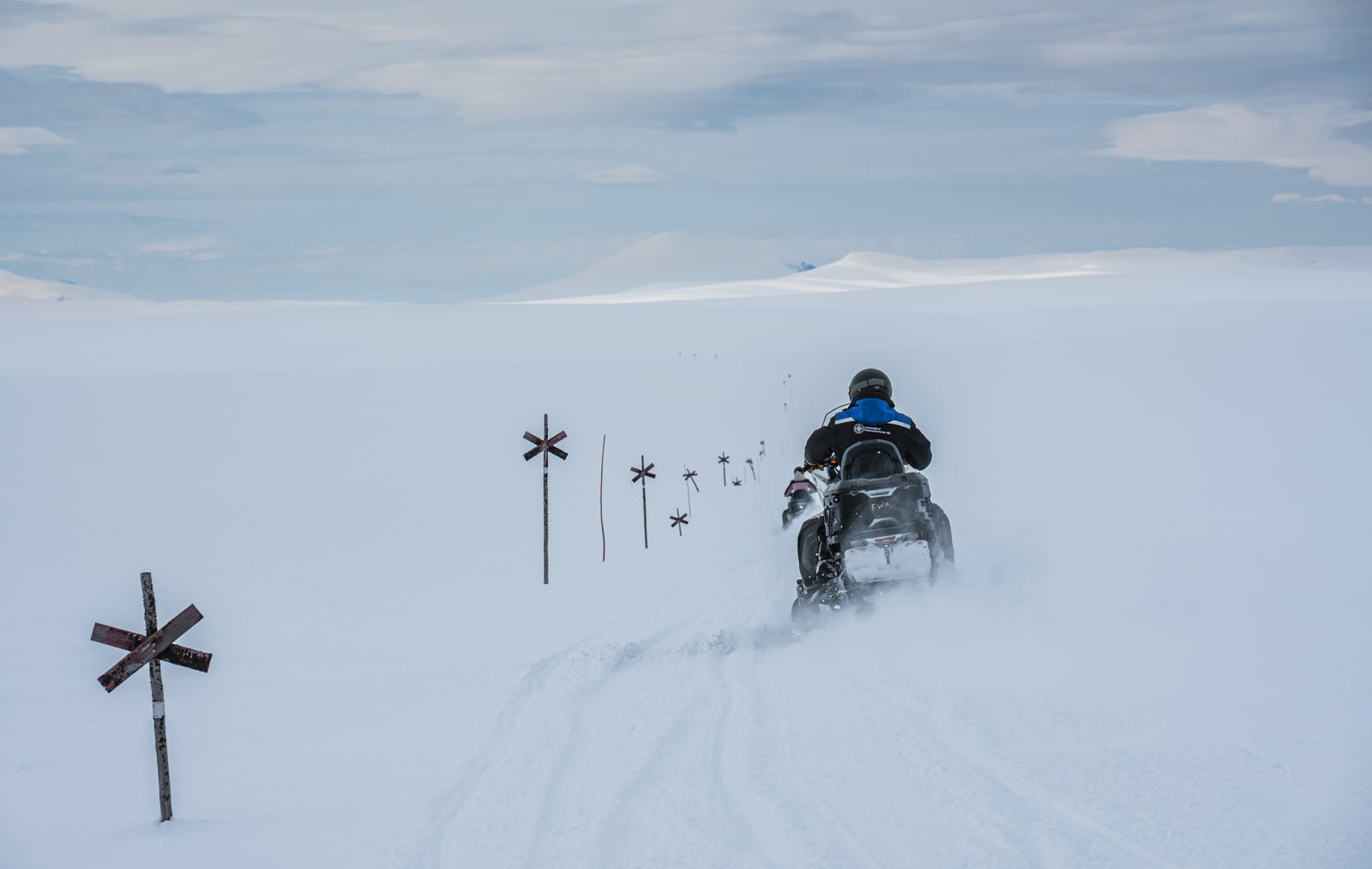 snowmobile one week lapland kiruna sweden 