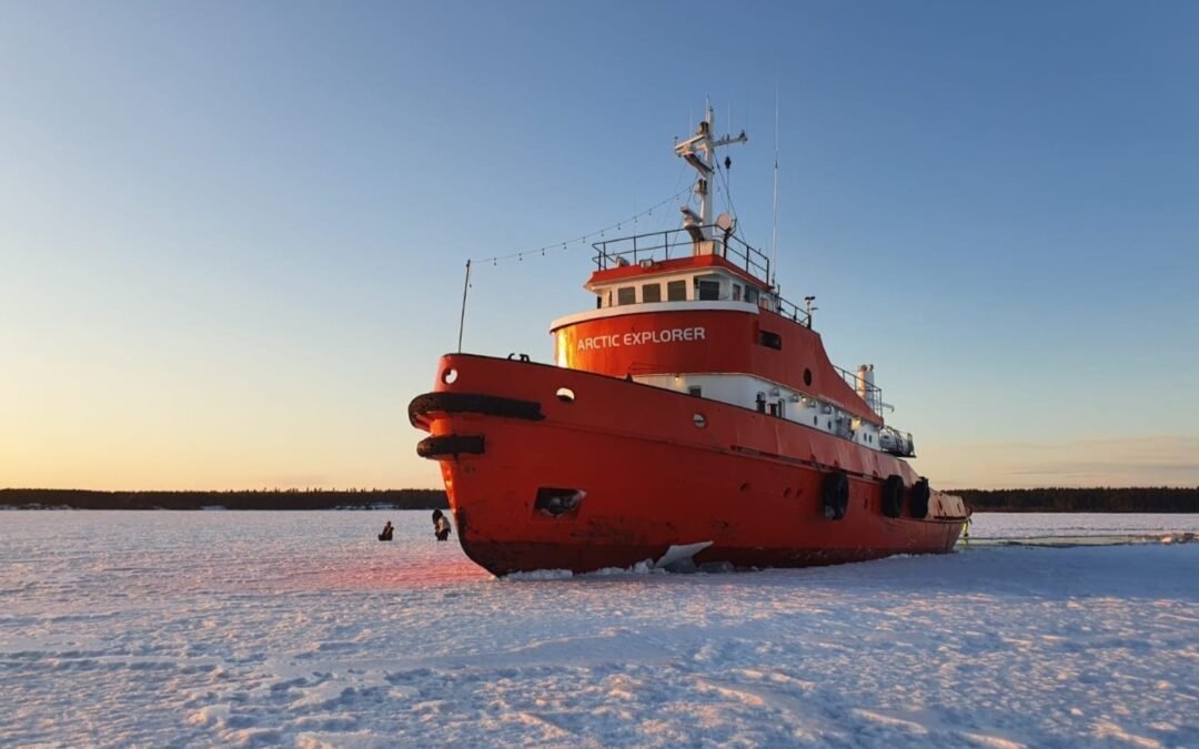 Arctic Explorer Icebreaker Cruise from Rovaniemi