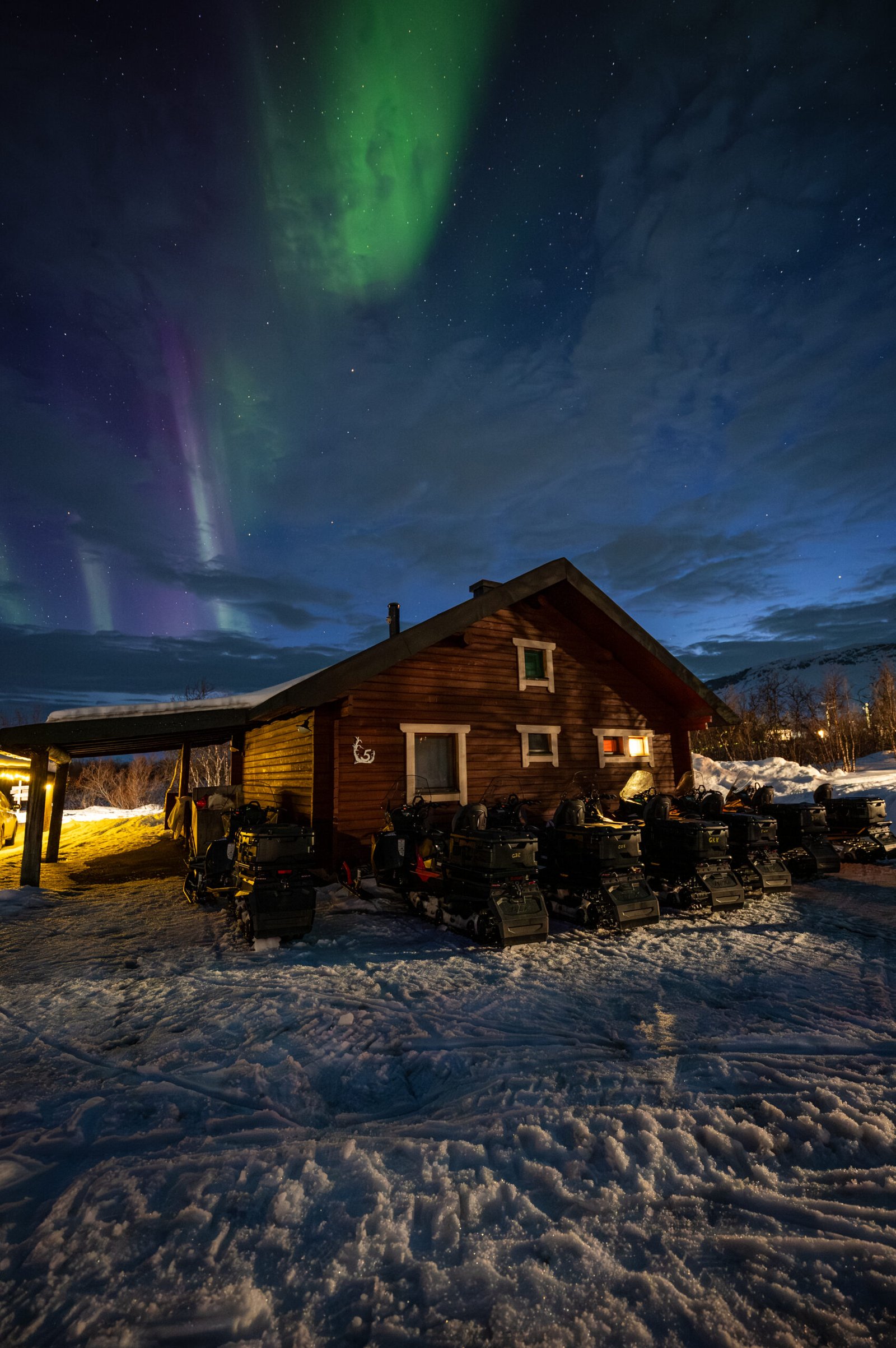 snow lapland landscape winter sweden snomwobile 